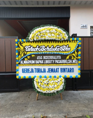 Papan Bunga Duka di Mentangor